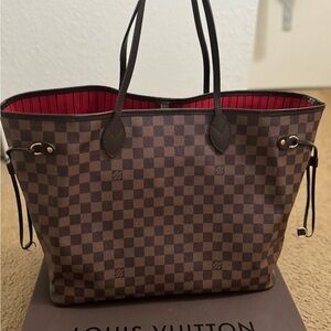 Authentic- Louis Vuitton Damier GM Neverfull bag